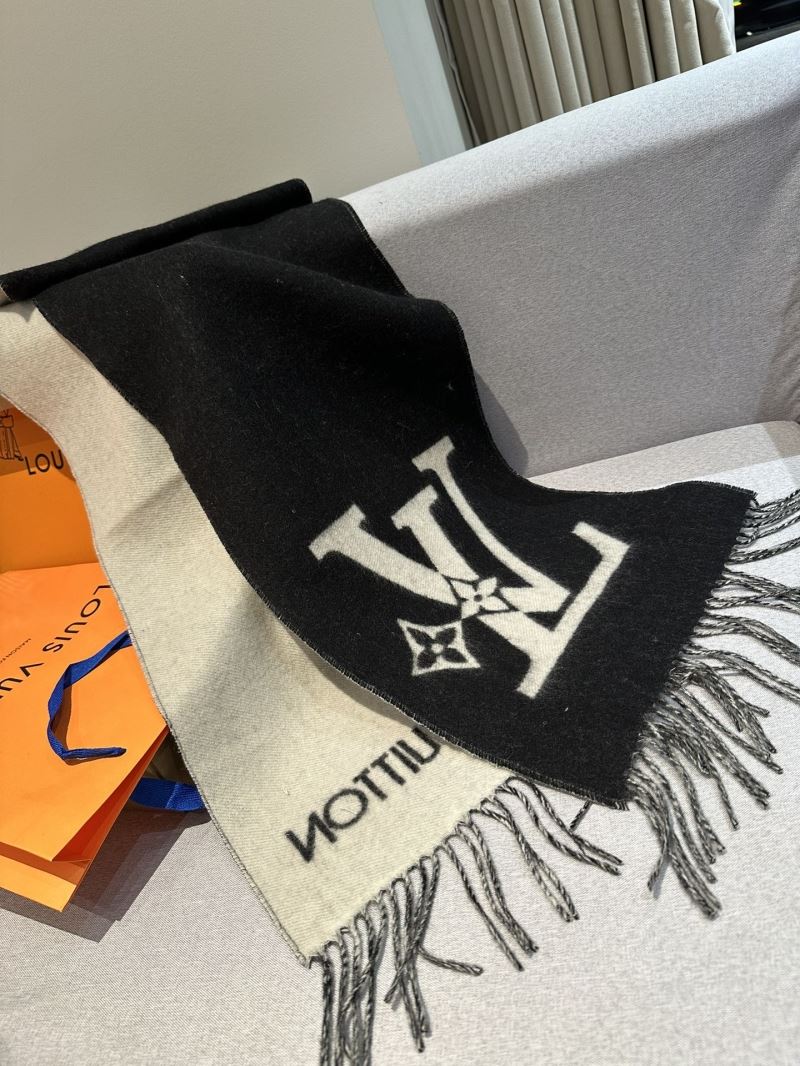 Louis Vuitton Scarf